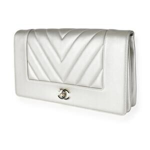 Chanel Clutch Gold Chevron Quilted Sheepskin Mademoiselle Vinta - 12.5in
